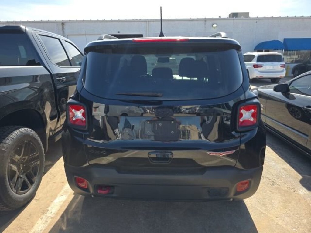 Used 2023 Jeep Renegade Trailhawk SUV
