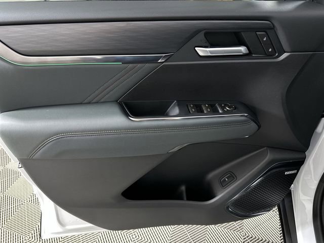 2026 GMC Acadia AT4 - Photo 24