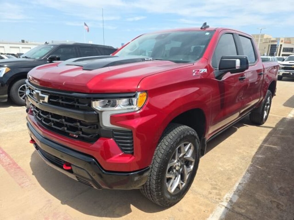 Used 2025 Chevrolet Silverado 1500 LT Trail Boss Truck Crew Cab