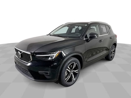 2023 Volvo XC40 Plus Bright Theme SUV