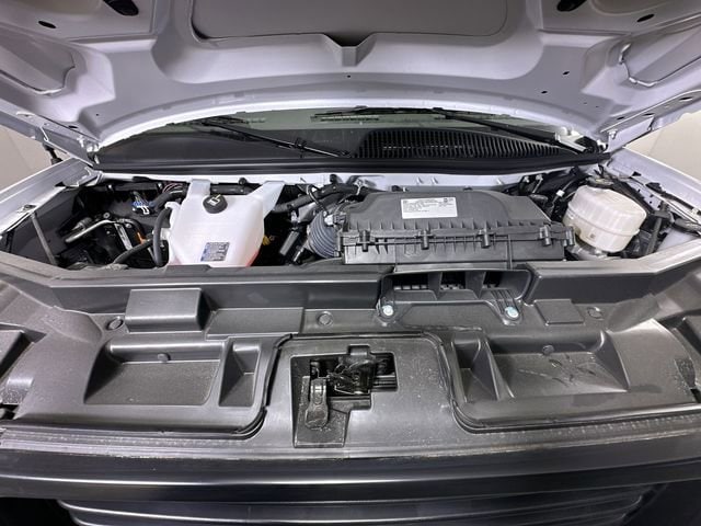 2025 GMC Savana Cargo Work Van - Photo 25