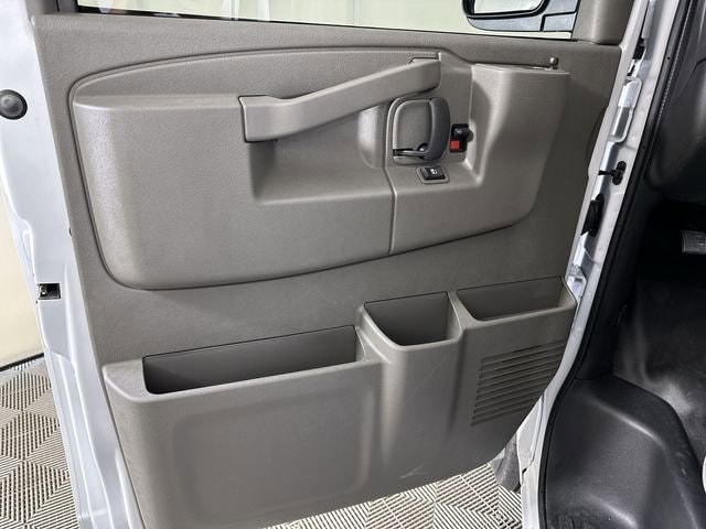 2026 GMC Savana Cargo Work Van - Photo 22