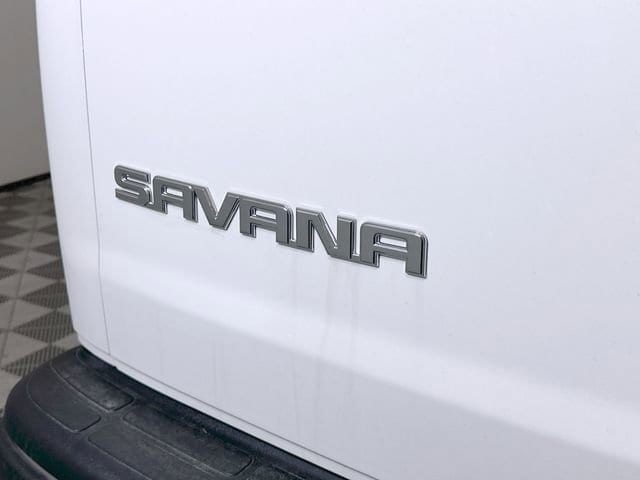 2025 GMC Savana Cargo Work Van - Photo 26