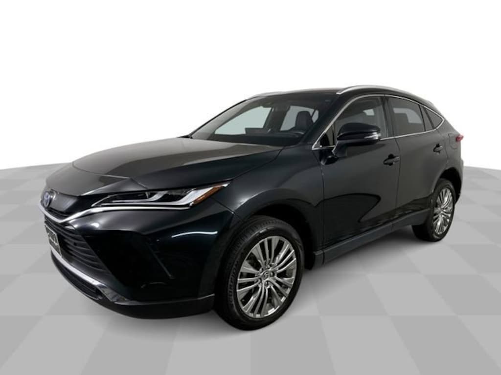 Used 2023 Toyota Venza LE SUV