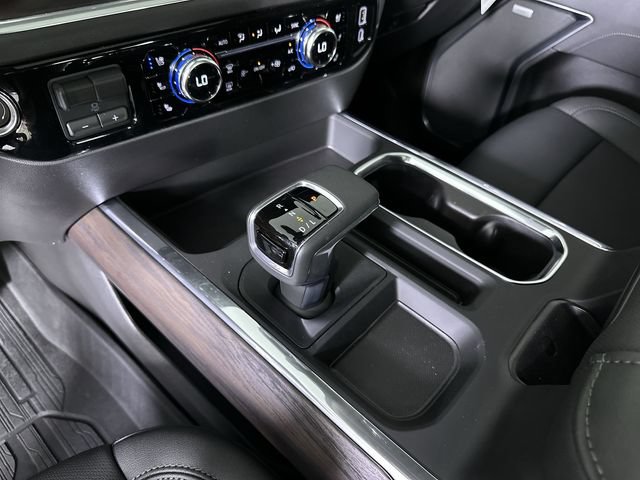 2026 GMC Sierra 1500 SLT - Photo 17