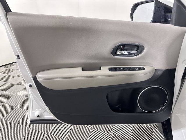 2017 Honda HR-V EX - Photo 23