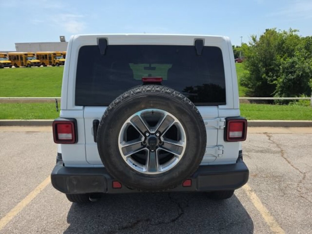 Used 2022 Jeep Wrangler Unlimited Sahara SUV