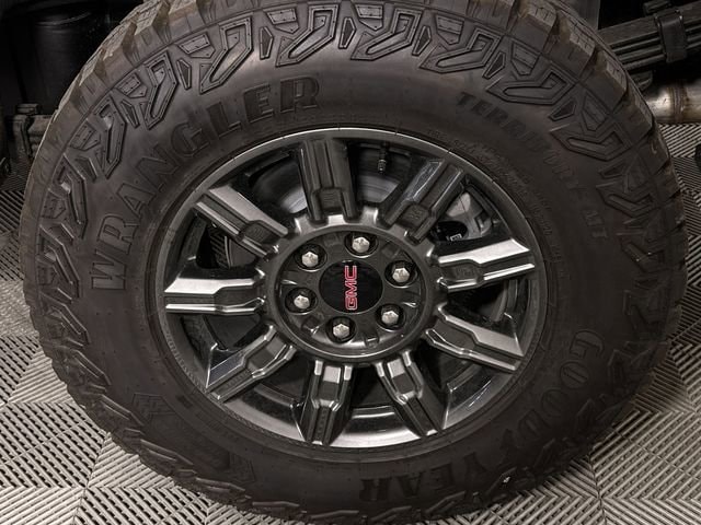 2026 GMC Sierra 1500 AT4X - Photo 33