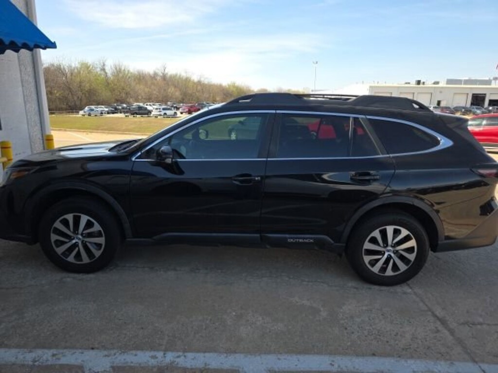 Used 2020 Subaru Outback Premium SUV