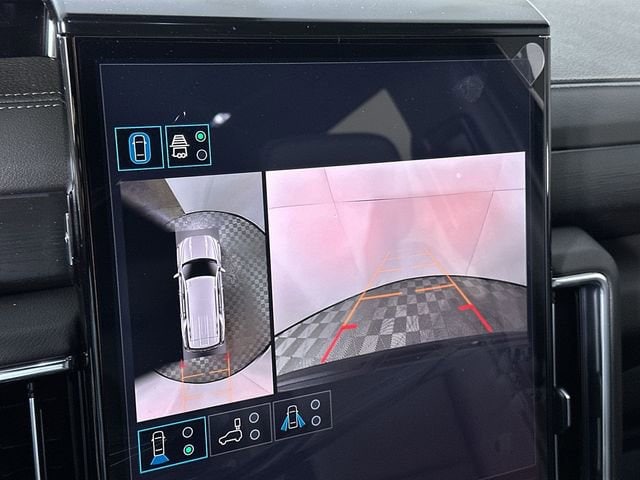 2026 GMC Yukon Denali - Photo 16