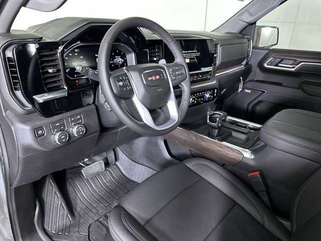 2026 GMC Sierra 1500 SLT - Photo 11