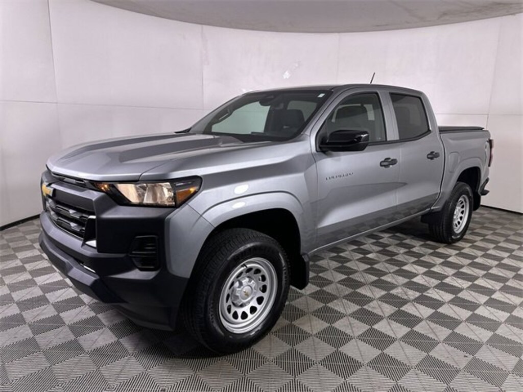 Used 2024 Chevrolet Colorado WT Truck Crew Cab