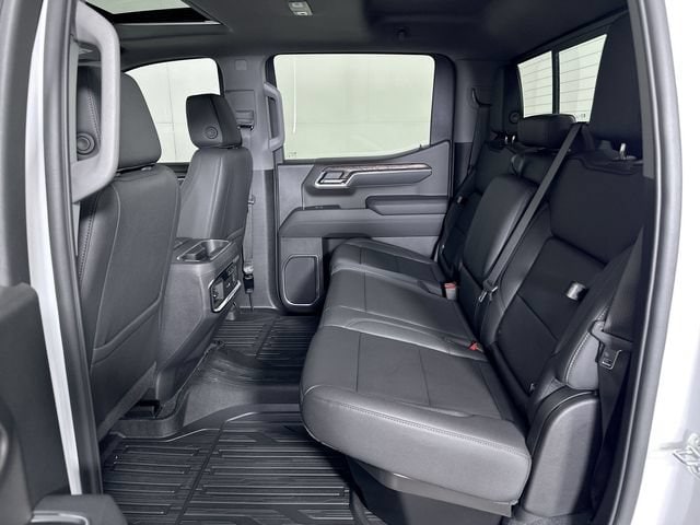 2026 GMC Sierra 1500 SLT - Photo 27