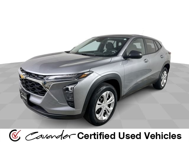 2024 Chevrolet Trax LS's photo