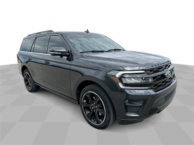 2024 Ford Expedition Limited photo 2