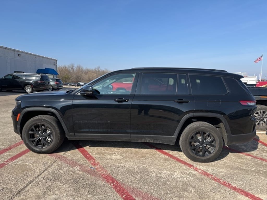 Used 2025 Jeep Grand Cherokee L Altitude X SUV
