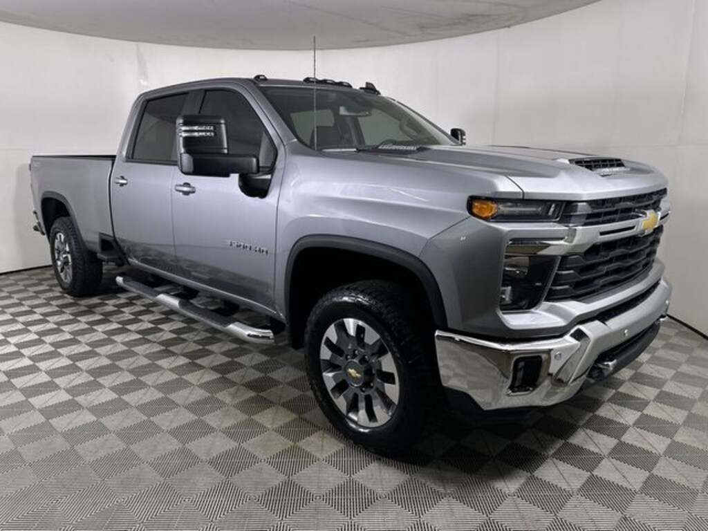 New 2026 Chevrolet Silverado 3500 HD LT Truck Crew Cab