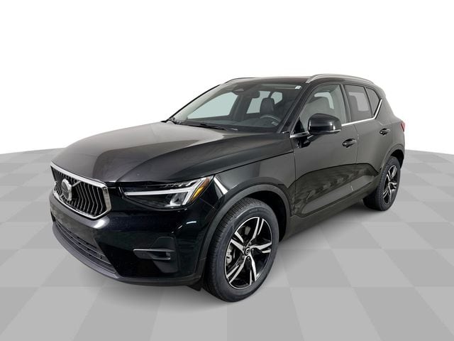 2023 Volvo XC40