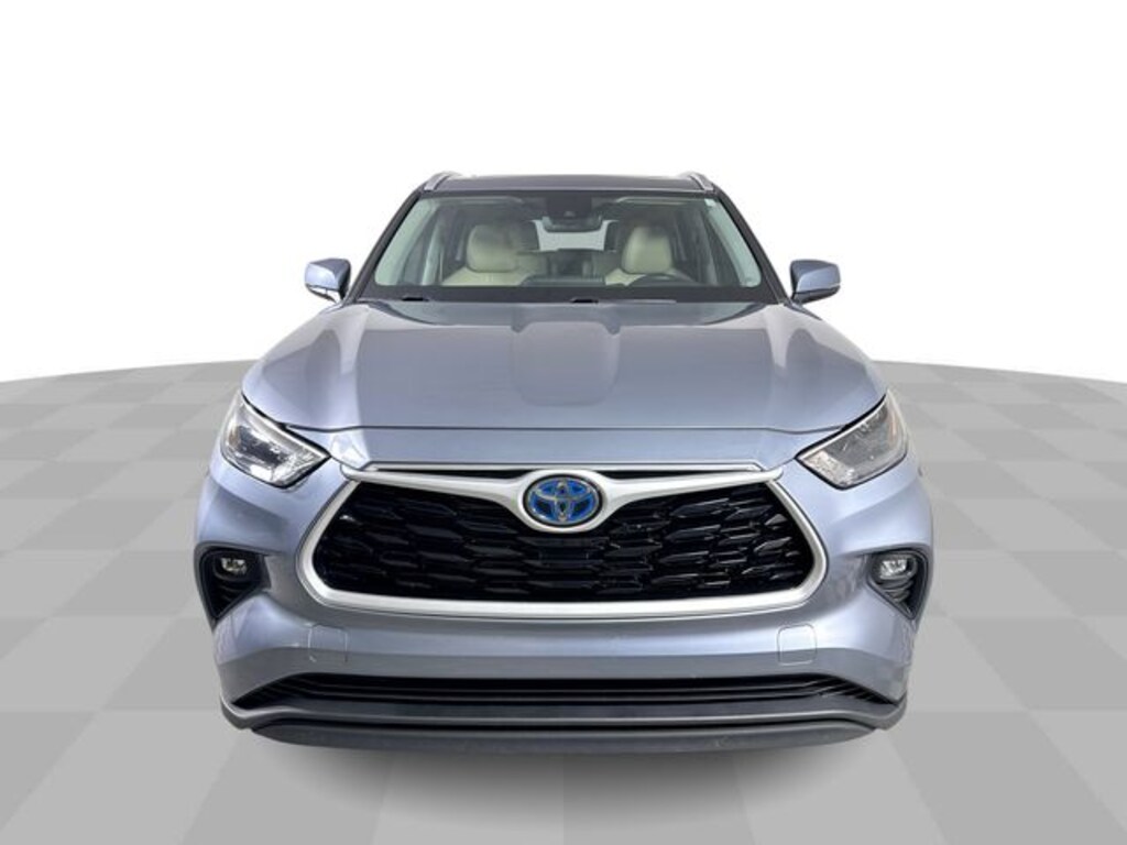Used 2024 Toyota Highlander Hybrid XLE SUV