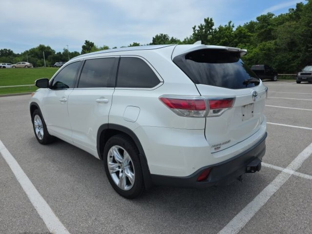 Used 2014 Toyota Highlander Limited SUV