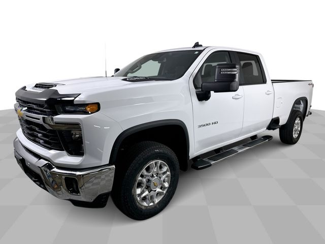 Summit White 2025 Chevrolet Silverado 3500HD Pickup Truck Four-Wheel Drive Automatic