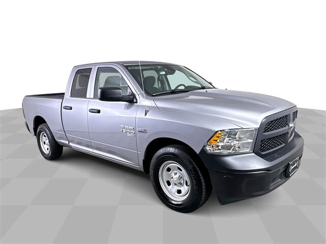 2024 Ram 1500 Classic Tradesman photo 2