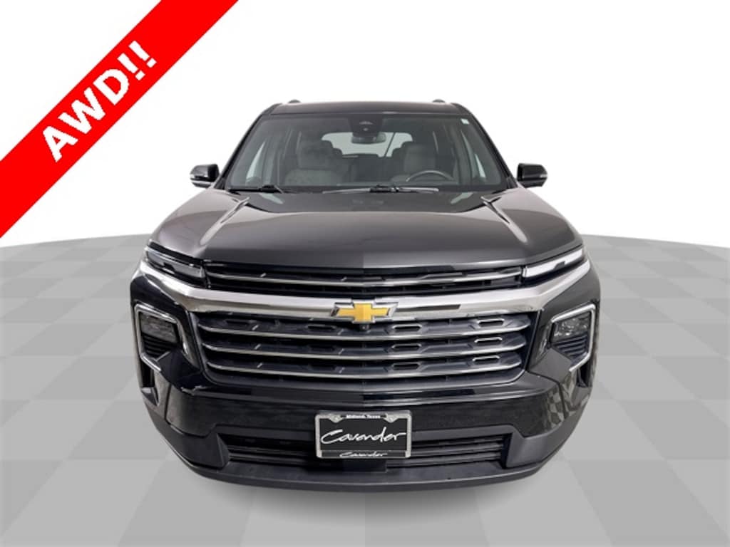 Used 2024 Chevrolet Traverse LT SUV