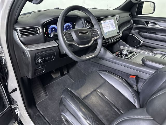 2024 Jeep Wagoneer L Series III - Photo 10