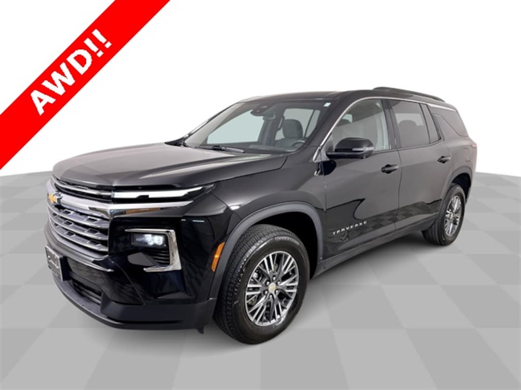 Used 2024 Chevrolet Traverse LT SUV