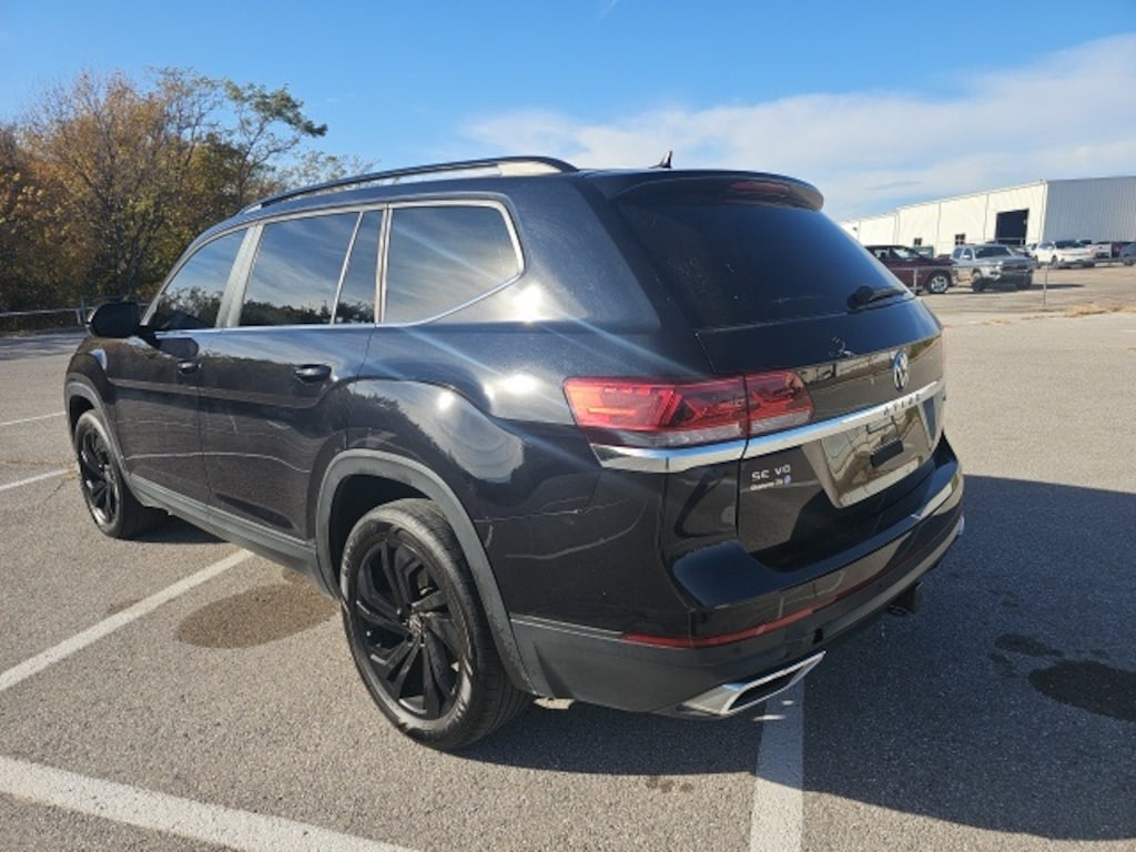 Used 2022 Volkswagen Atlas 3.6L V6 SE w/Technology SUV