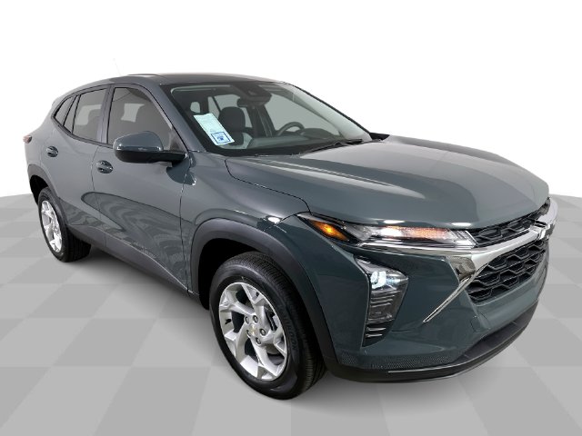 New 2026 Chevrolet Trax LS SUV
