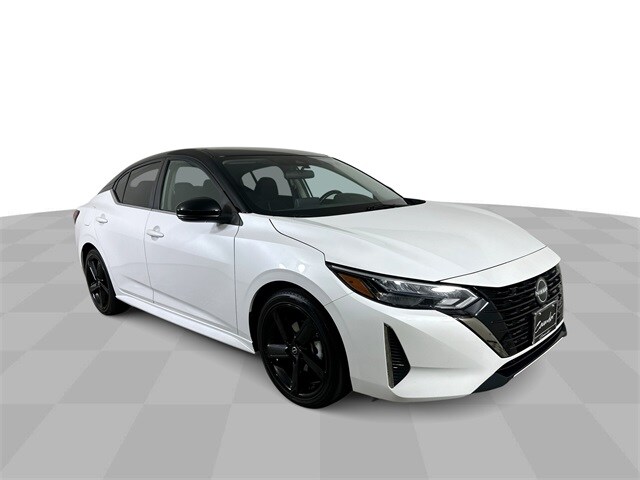 2024 Nissan Sentra SR photo 2