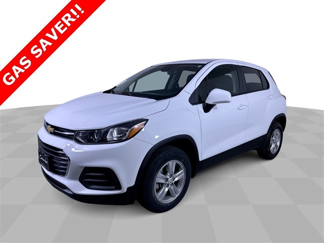 2022 Chevrolet Trax LS's photo