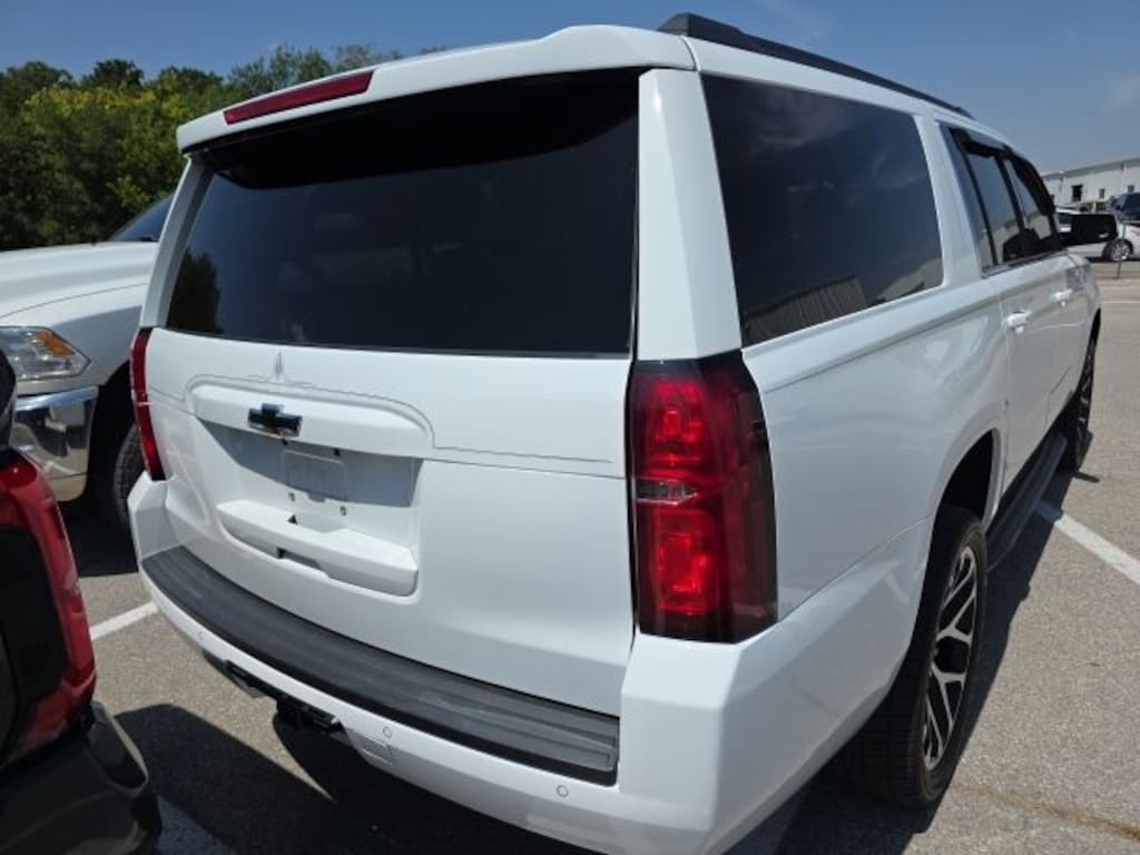 Used 2019 Chevrolet Suburban LT Luxury SUV