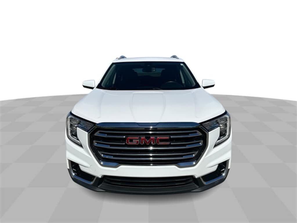 Used 2024 GMC Terrain SLT SUV