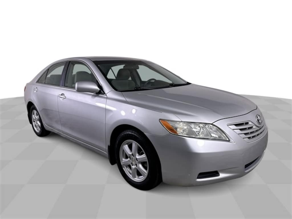 Used 2007 Toyota Camry LE Sedan
