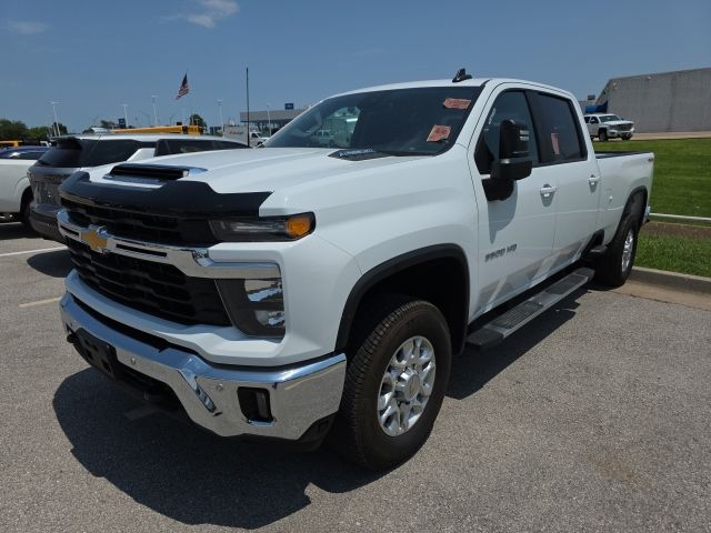 2025 Chevrolet Silverado 3500HD LT Crew Cab 4WD