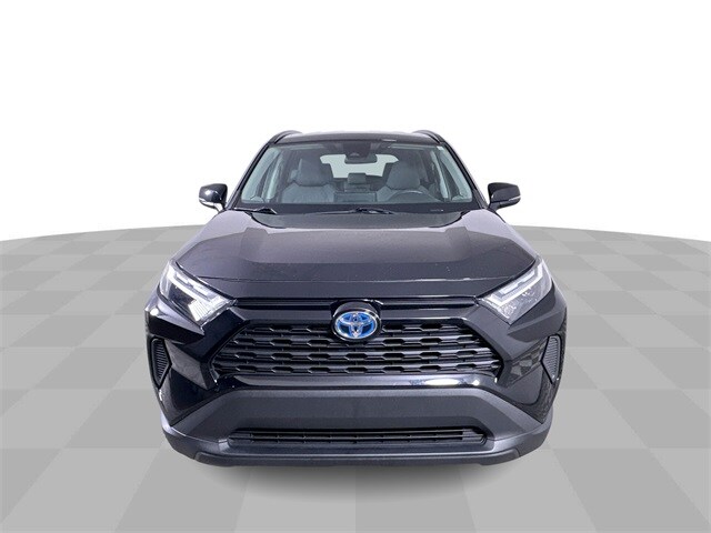 2023 Toyota RAV4 Hybrid XLE photo 3