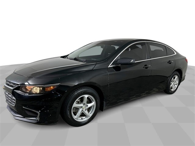 2018 Chevrolet Malibu LS photo 4