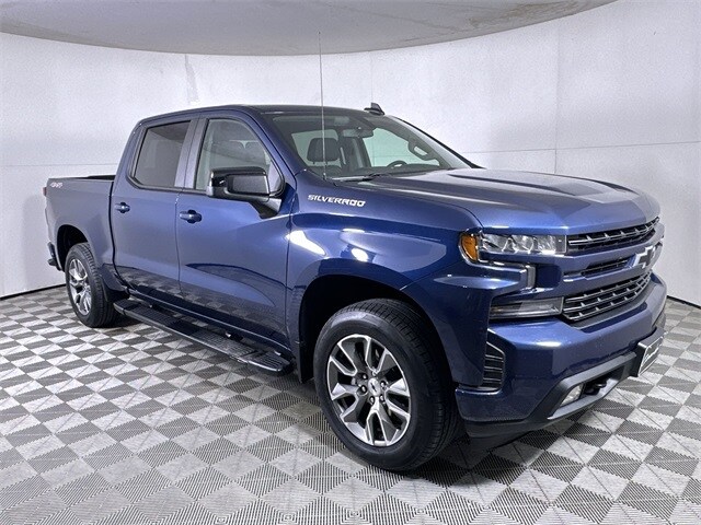 2021 Chevrolet Silverado 1500 RST photo 2