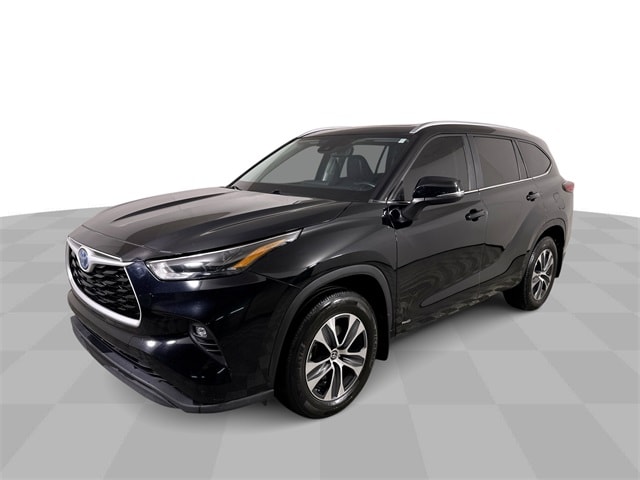2023 Toyota Highlander XLE's photo
