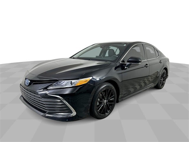 2022 Toyota Camry Hybrid XLE photo 4