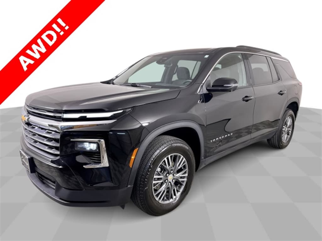 Used 2024 Chevrolet Traverse LT SUV