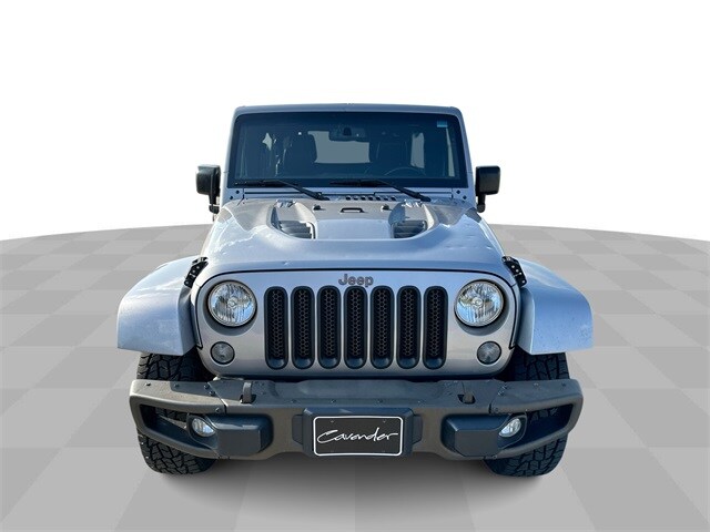 2016 Jeep Wrangler Unlimited Sahara Anniversary Edition photo 3