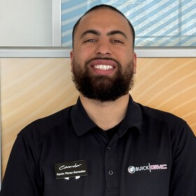 Staff member Kevin Perez-Gonzalez from e0ecea890464