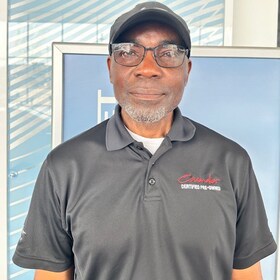 Staff member David Fiberesima from e0ecea890464