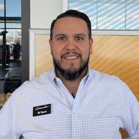 Staff member Ali Tanari from e0ecea890464