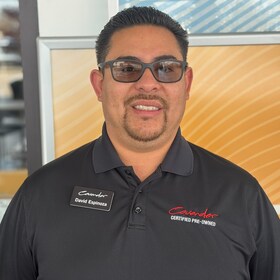Staff member David Espinoza from e0ecea890464