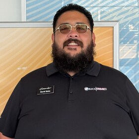 Staff member David Salas from e0ecea890464