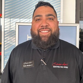 Staff member Noee Borjas Jr. from e0ecea890464